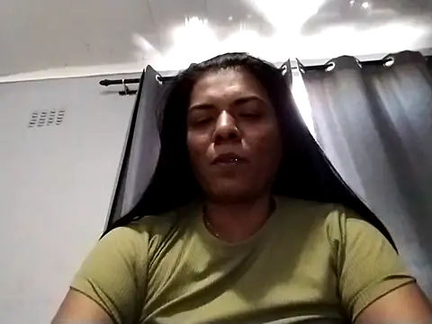 Indiannaughtygoddess webcam