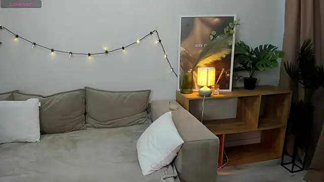 HoneyEmilly webcam