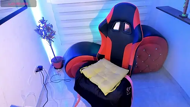 Agatha_Marin webcam