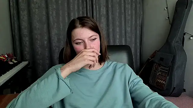 CutieAnny webcam