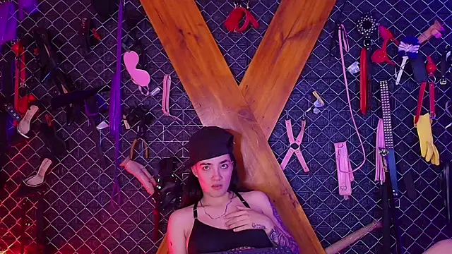 bellatrix_infernal_bdsm - Bellatrix_Infernal_BDSM's free webcam - UK Sex Cams