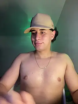 Maximuz1920 live sex cam