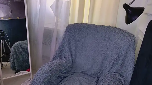 SofiaFoster_ webcam