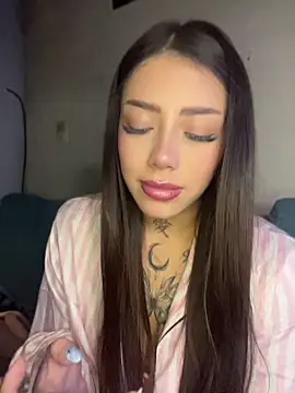 AshleyWinslow webcam