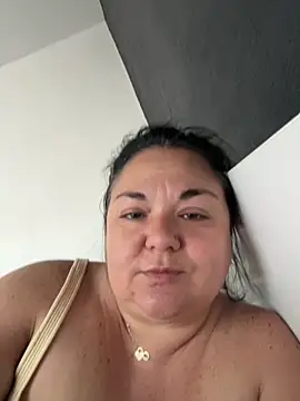 MikyVesela webcam