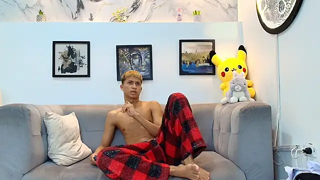 GOLD_BOYS webcam