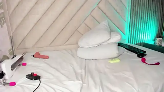SarahRizof webcam