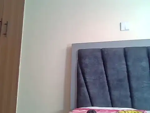 naughty-lopez webcam