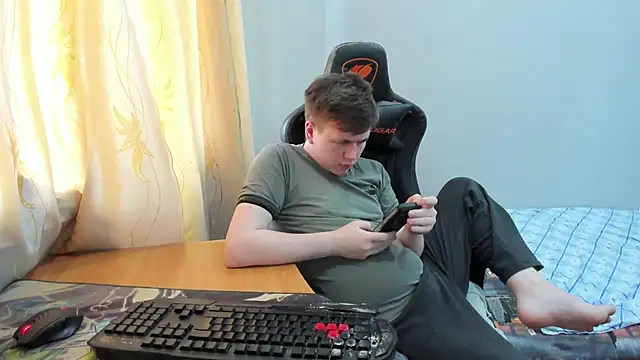 iliaskrislove webcam
