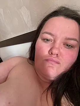 SunnyLeila2101 webcam