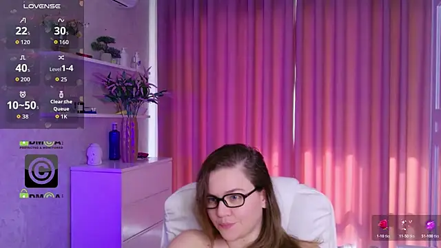 KellyKleine webcam