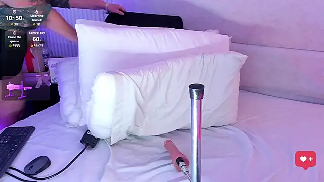 Reginavegaa live sex cam