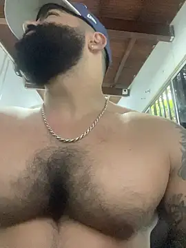 Lyon_vach live sex cam