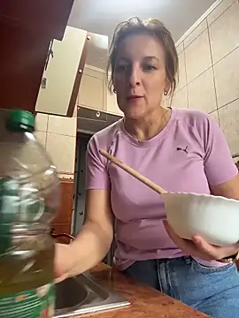 Hot-Milf4U webcam