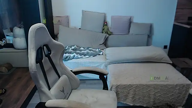 Sunny-Girl1 webcam