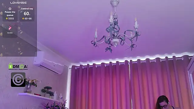 KellyKleine webcam