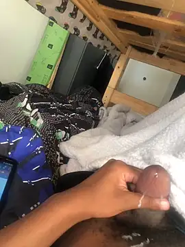 FuckBuddy0228 webcam