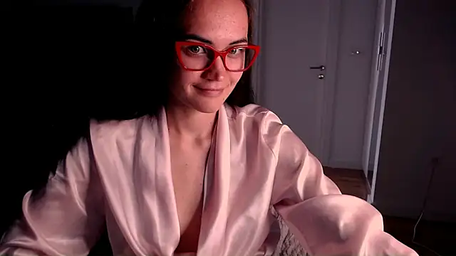 EvelynGG webcam