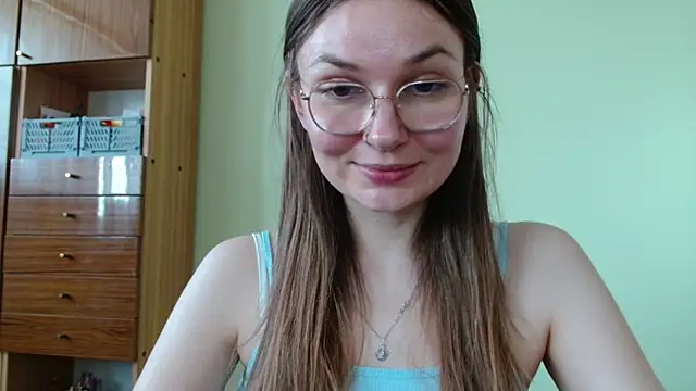 LooveELLYx webcam