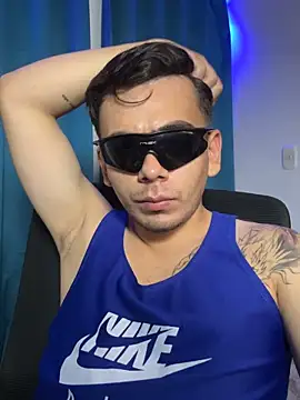 Guccy_Boy_Club webcam