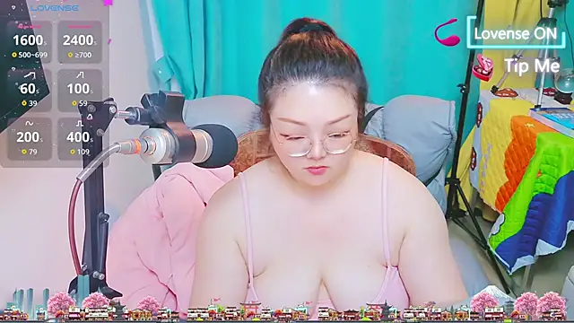 AngelwithEcup webcam