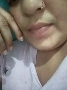 Priya_089 webcam