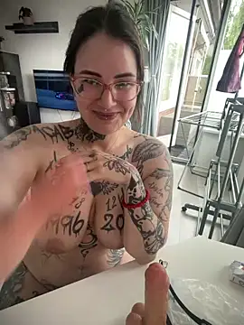 NyxTattoo webcam