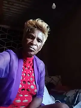 Naughtygrany webcam