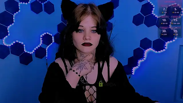 nikki_kiss_ webcam