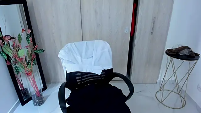 Adele_Sweett webcam