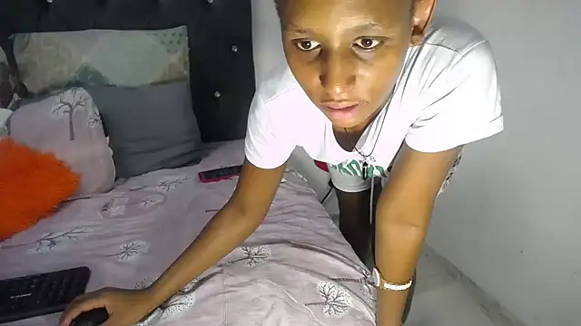 BootySoYummyX webcam