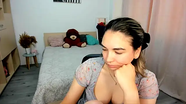 AlexaJuly webcam