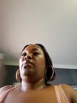 SWEETDOLLY29XX webcam