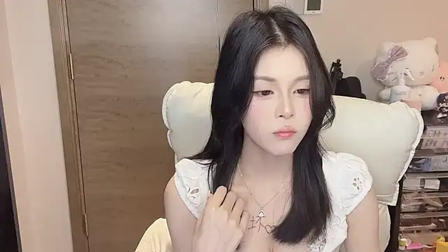 Koi-00 webcam