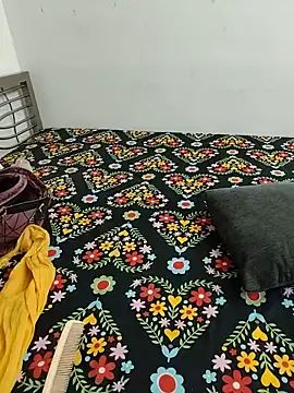 Cute_Kritika webcam