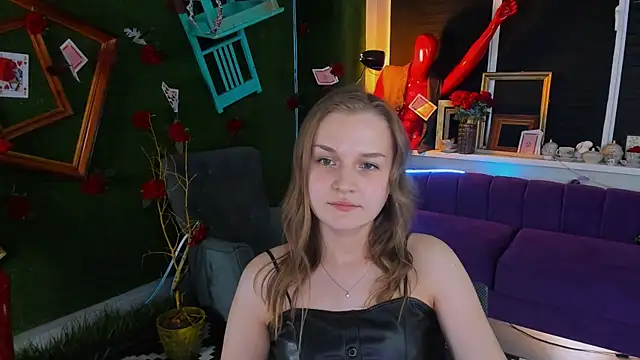 LissaTelor webcam