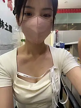 gougou13 (F young) - 求职日：文员前台带着小粉跳蛋工作，同事会发现吗？