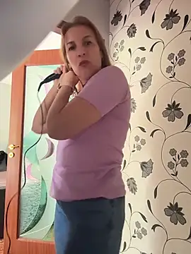 Hot-Milf4U webcam