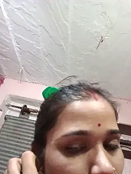 Deepjakolirr webcam
