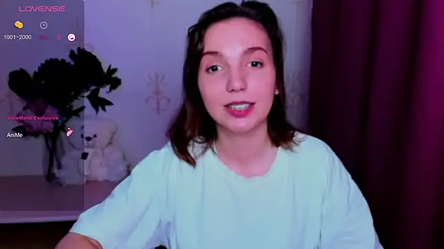 KindHazelHere_ webcam