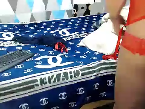 Trish_CurveCock webcam