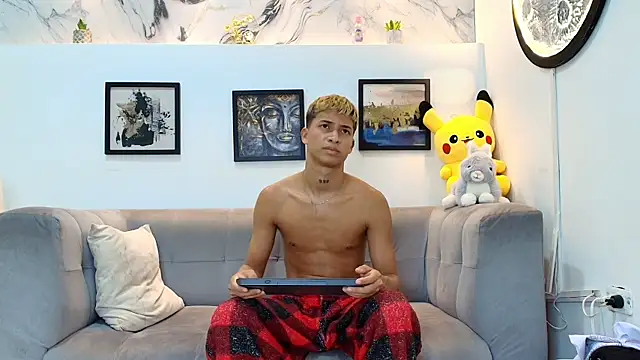 GOLD_BOYS webcam