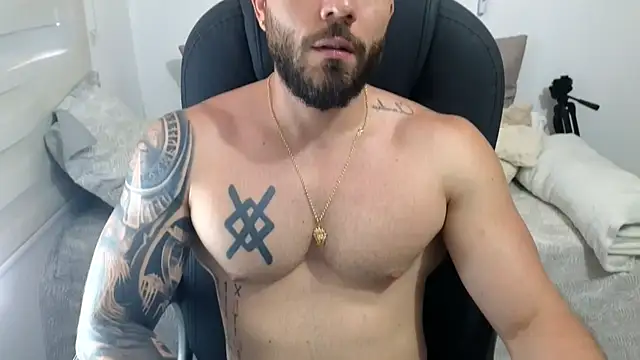 Isaac_Carter webcam
