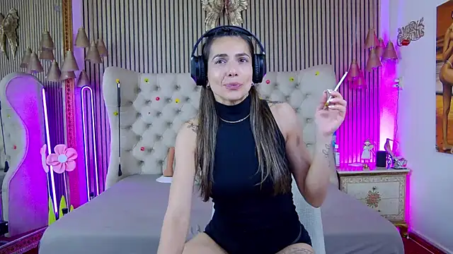 PlayfulShow webcam
