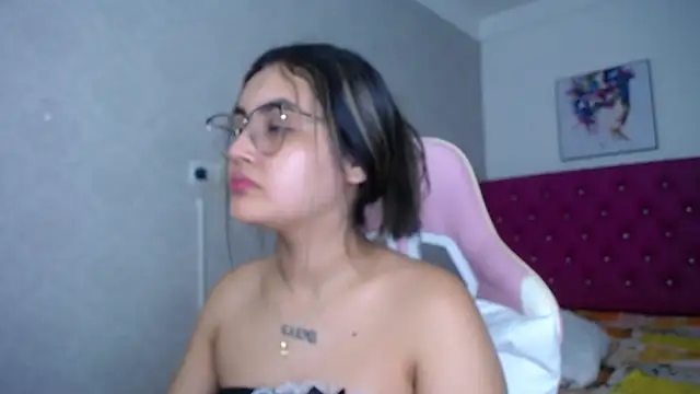 kathe-mills235 webcam