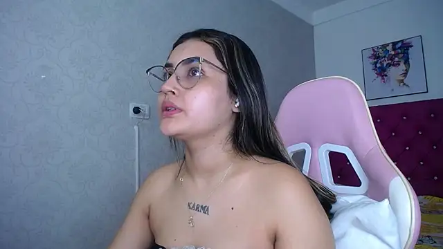 kathe-mills235 live sex cam