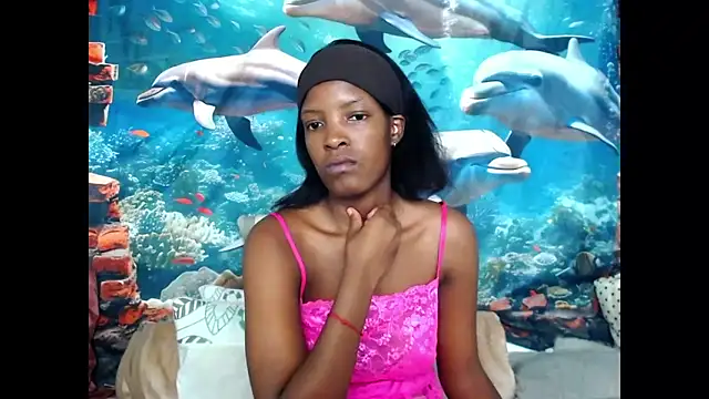 AfricanBarbiee69 webcam