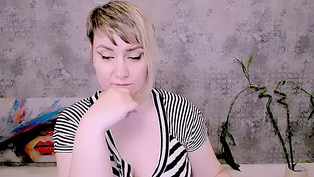 Djullia webcam