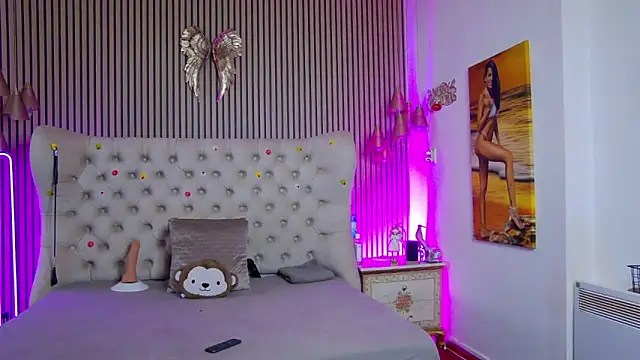 PlayfulShow webcam