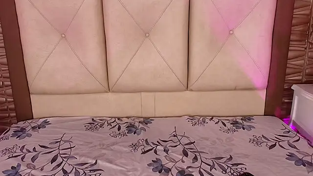 Miladiosa webcam